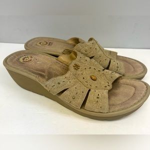 Earth Spirit - Size:11, Pre-Owned Wedge, Brown